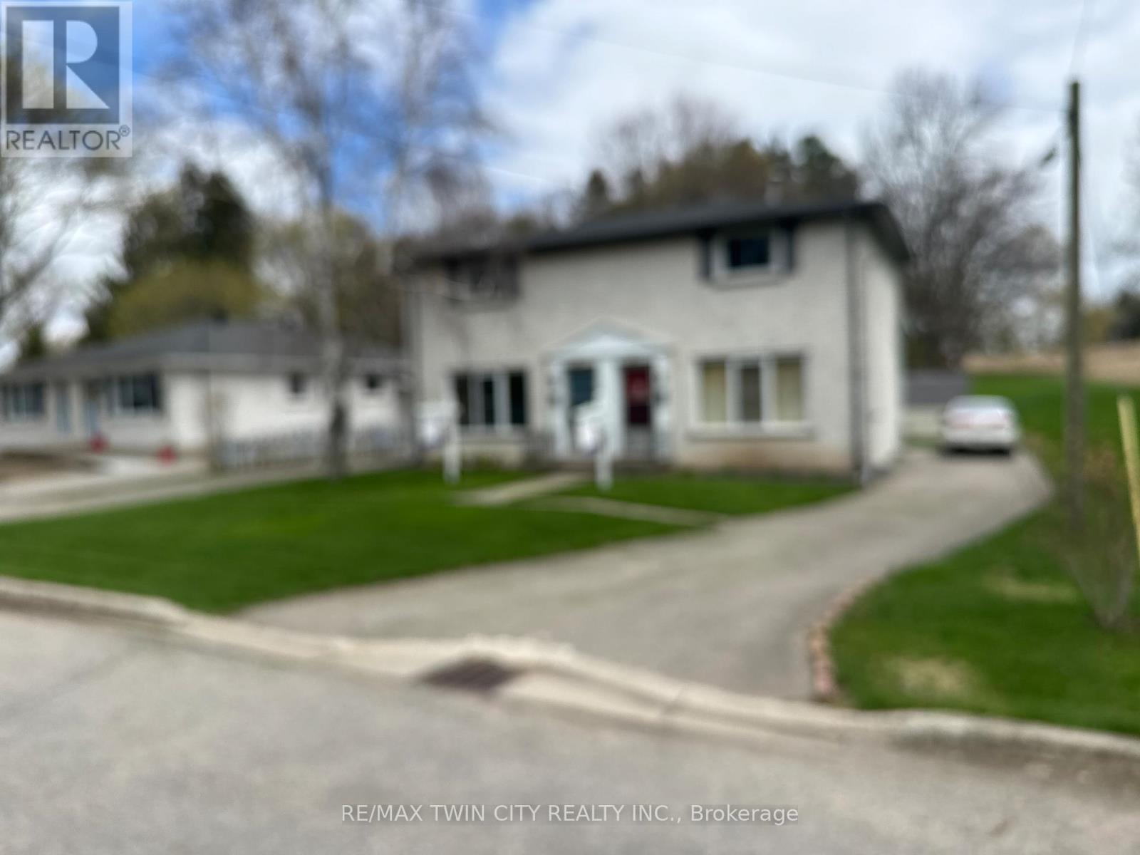 85 Elm Street, Norfolk, Ontario  N3Y 3B7 - Photo 2 - X13534362