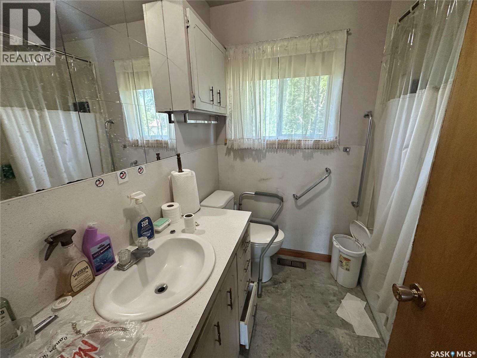 205 Second Avenue, Ridgedale, Saskatchewan  S0E 1L0 - Photo 16 - SK041655