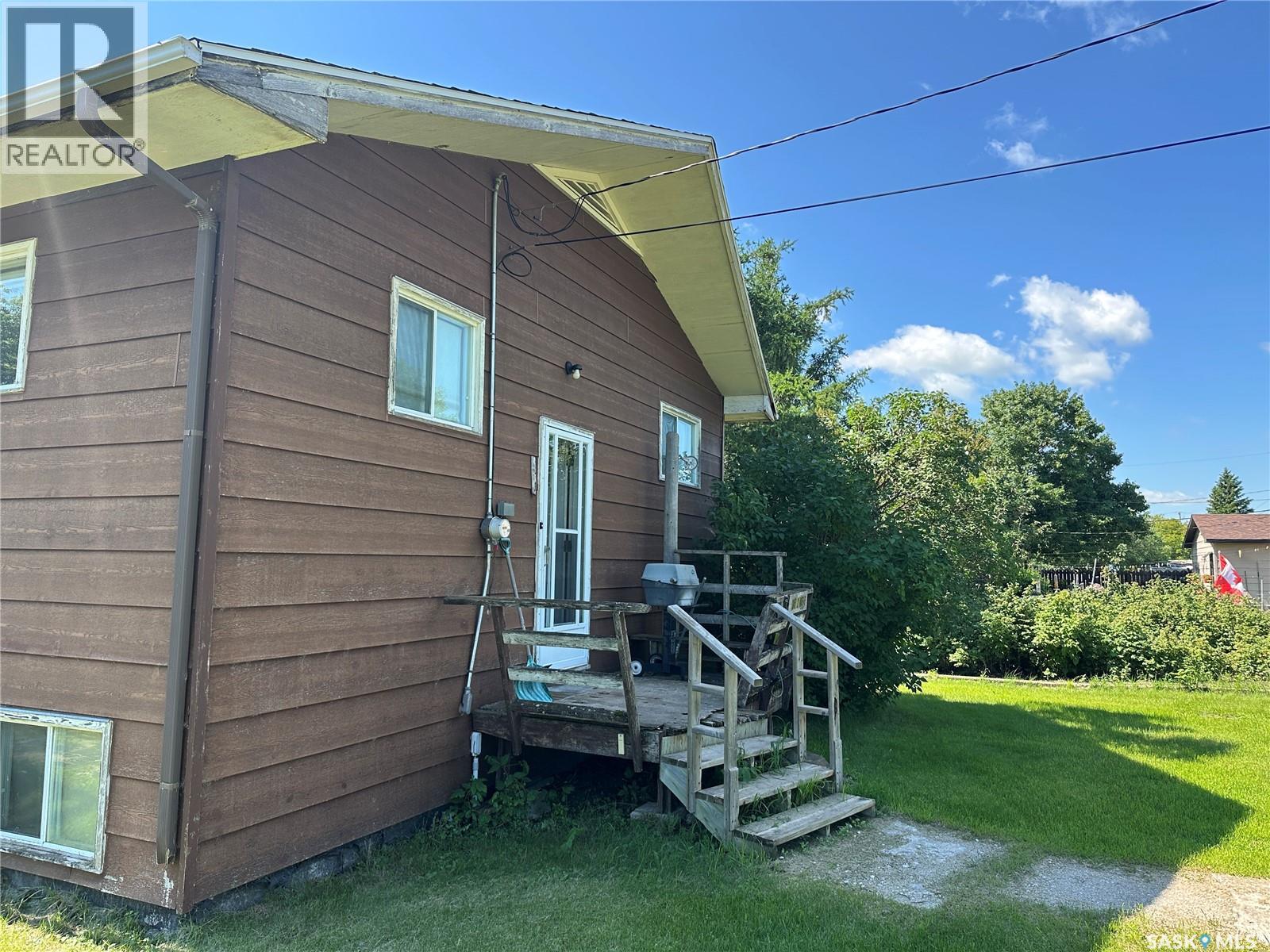 205 Second Avenue, Ridgedale, Saskatchewan  S0E 1L0 - Photo 3 - SK041655