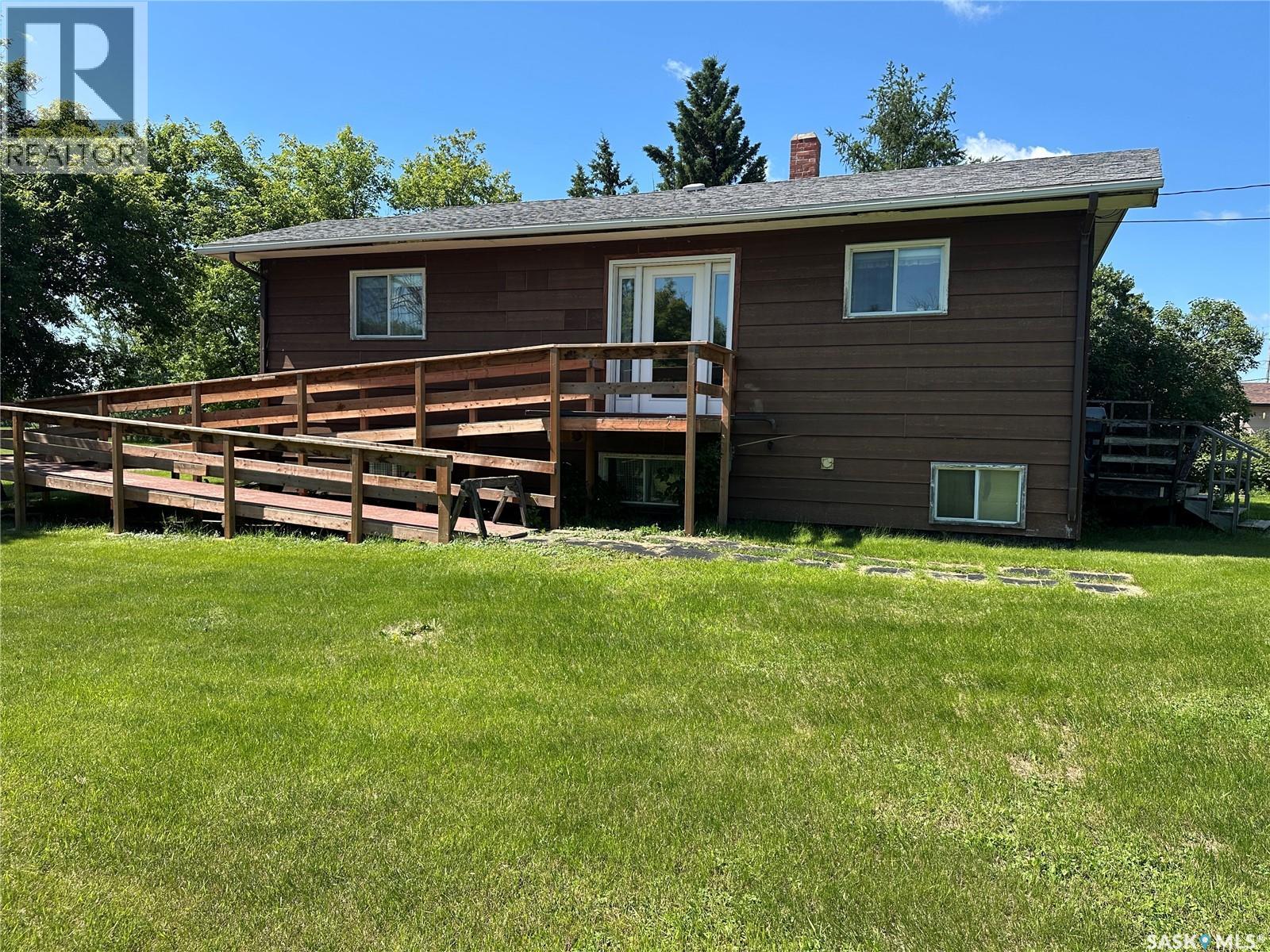 205 Second Avenue, Ridgedale, Saskatchewan  S0E 1L0 - Photo 4 - SK041655