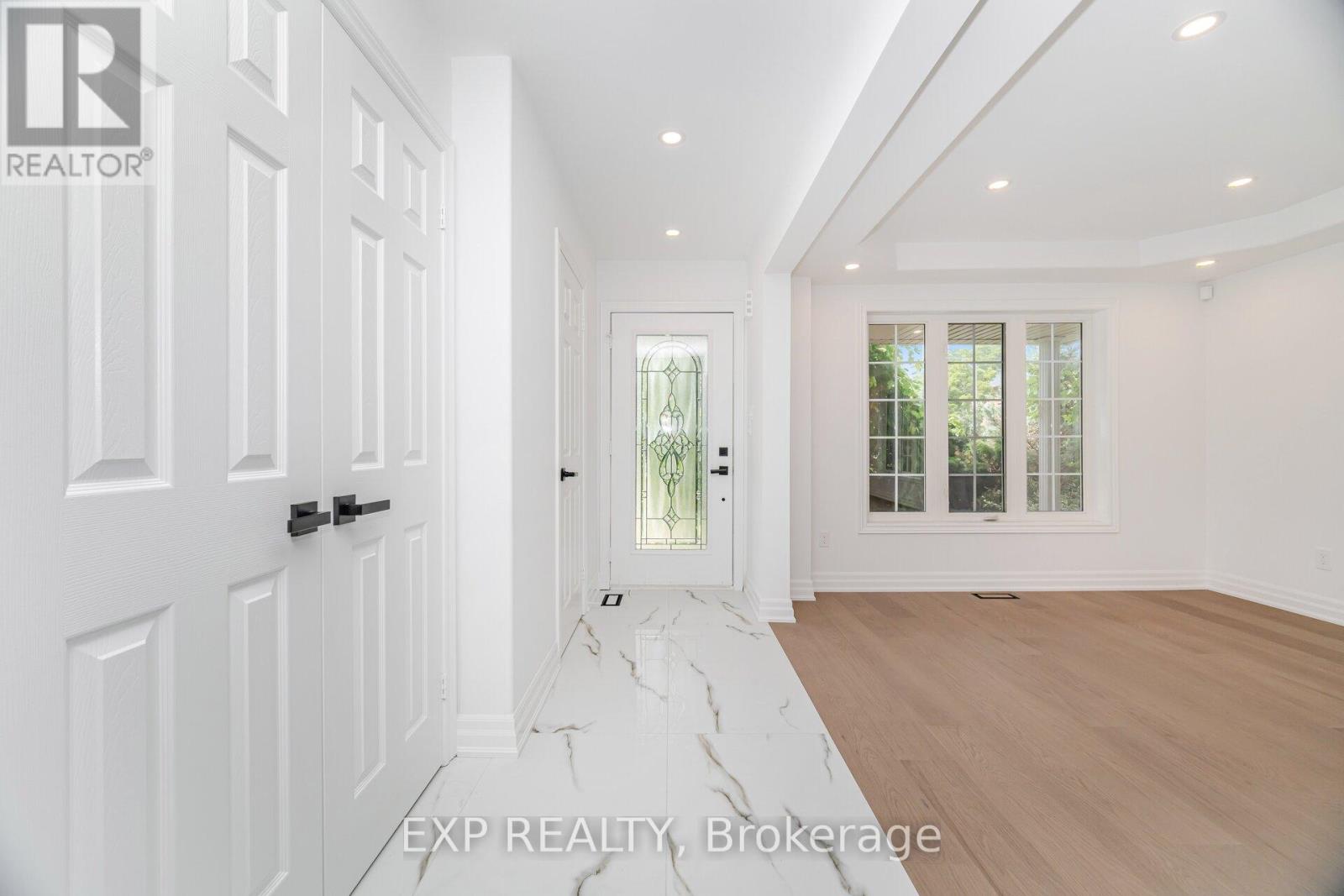 2417 Orchard Road, Burlington, Ontario L7L 6X8 - Photo 3 - W13533890