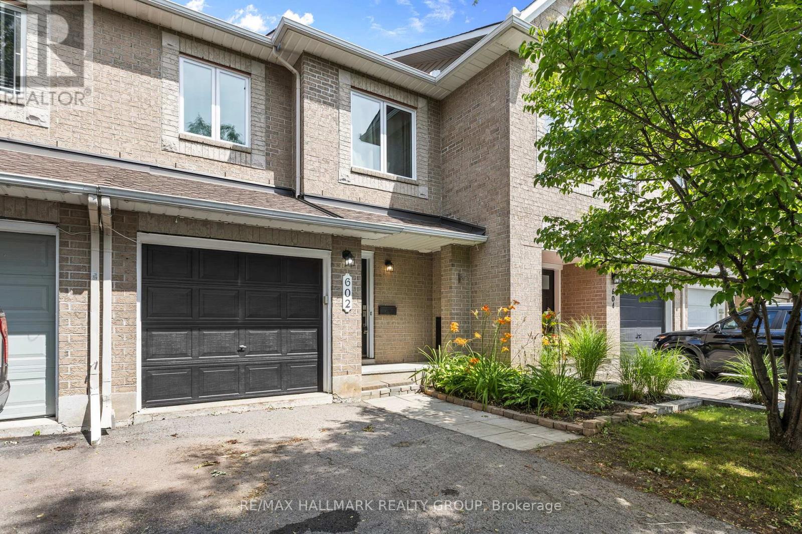 602 LOUIS TOSCANO DRIVE, Ottawa, Ontario