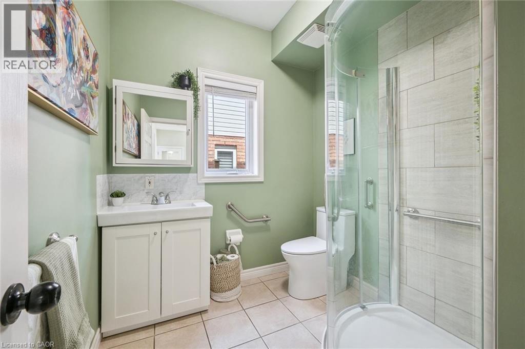 538 Sandbanks Crescent, Waterloo, Ontario  N2V 2K2 - Photo 15 - 40845281