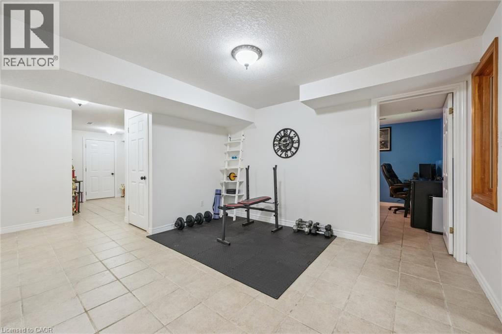 538 Sandbanks Crescent, Waterloo, Ontario  N2V 2K2 - Photo 30 - 40845281