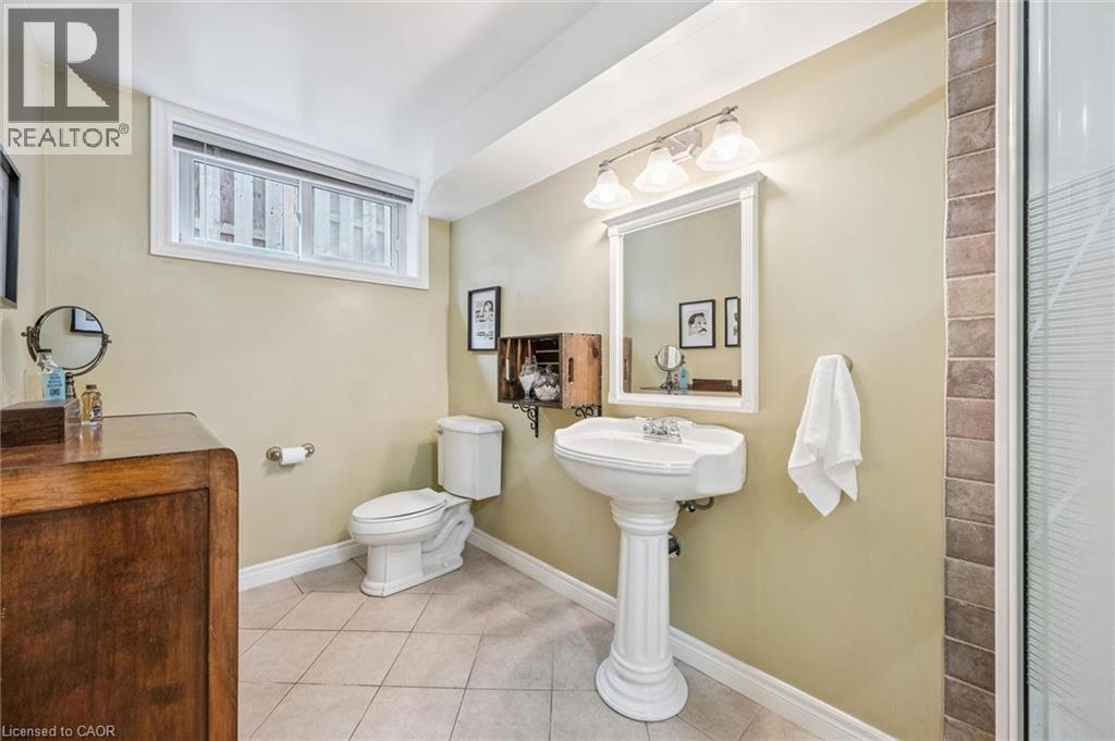 538 Sandbanks Crescent, Waterloo, Ontario  N2V 2K2 - Photo 32 - 40845281
