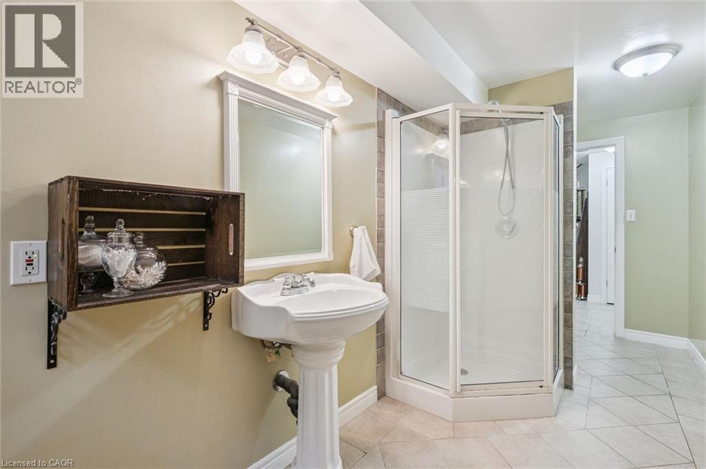 538 Sandbanks Crescent, Waterloo, Ontario  N2V 2K2 - Photo 33 - 40845281