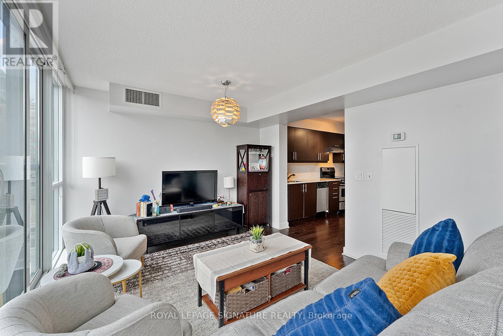 718 - 320 Richmond Street E, Toronto (Moss Park), Ontario  M5A 1P9 - Photo 7 - C13534448