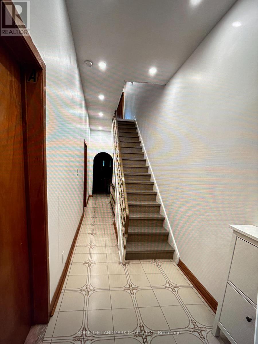 34 Ulster-1bedrm Street, Toronto, Ontario M5S 1E3 - Photo 2 - C13534478