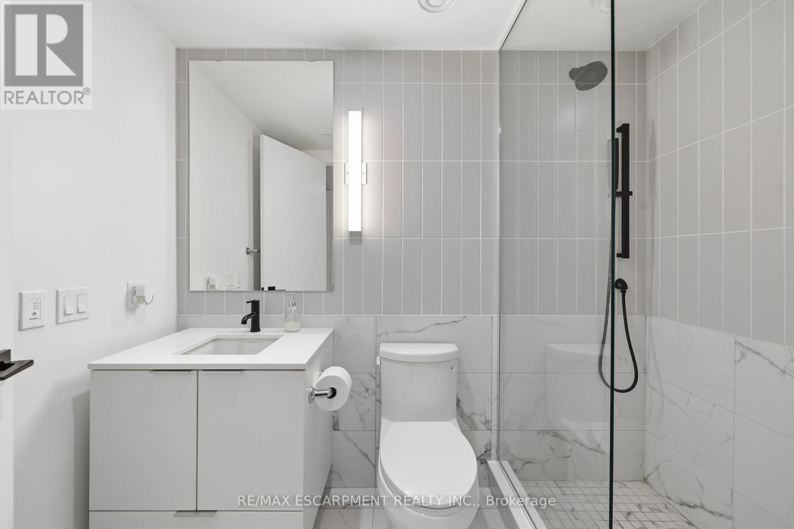 802 - 327 King Street W, Toronto, Ontario  M5V 0W7 - Photo 14 - C13534488