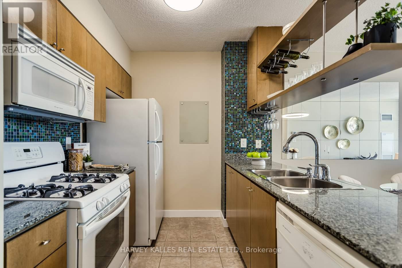 3808 - 35 Mariner Terrace, Toronto, Ontario M5V 3V9 - Photo 10 - C13534508