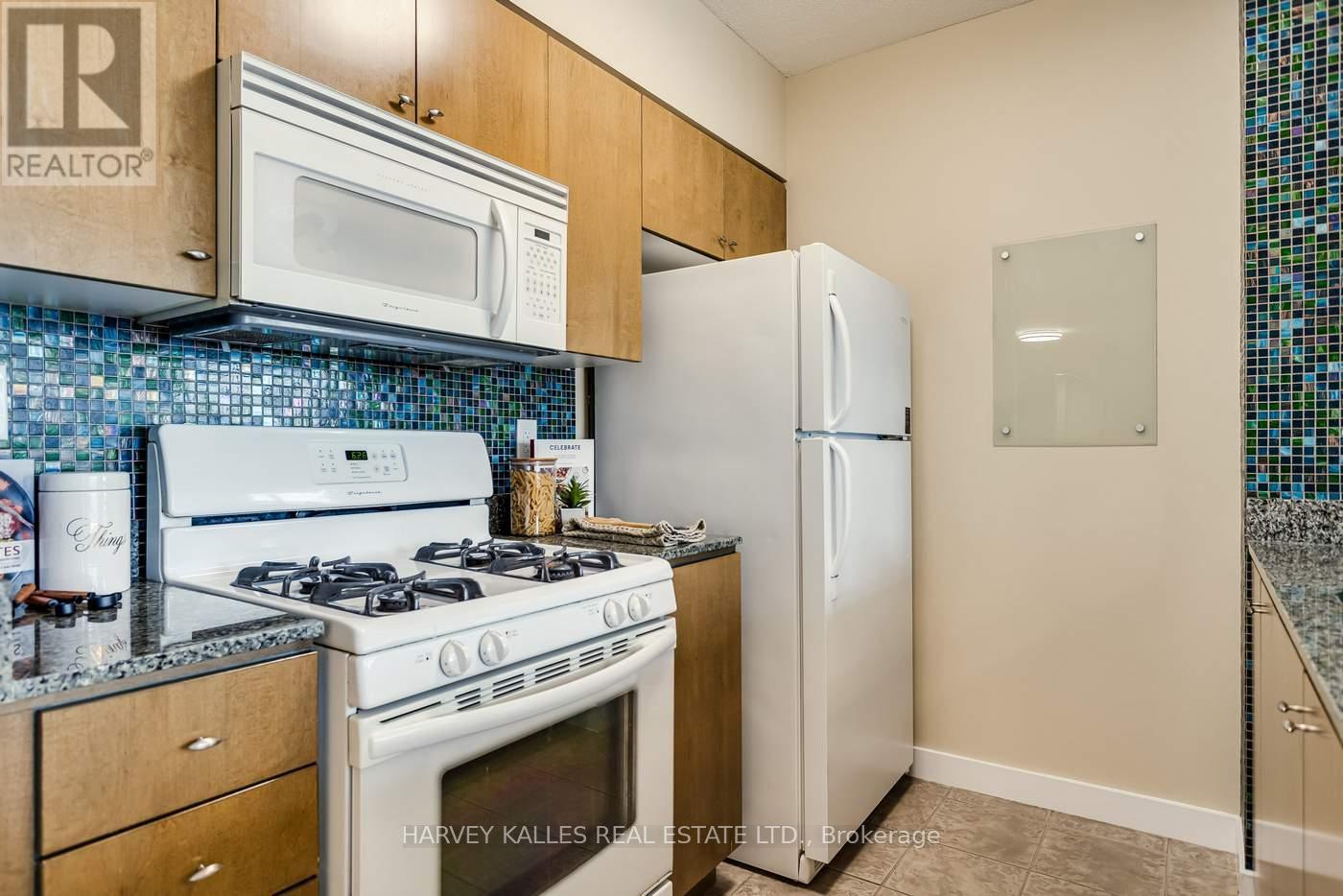 3808 - 35 Mariner Terrace, Toronto, Ontario M5V 3V9 - Photo 11 - C13534508