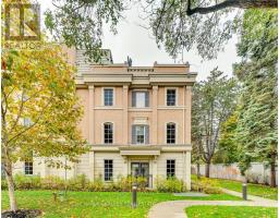 7 - 70 HARGRAVE LANE, Toronto, Ontario