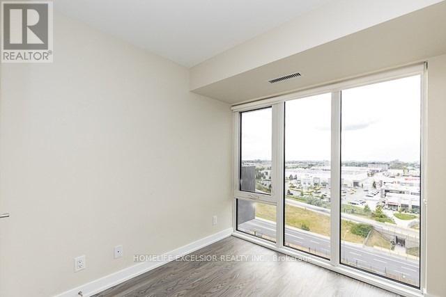 38 Monte Kwinter Court, Toronto (Clanton Park), Ontario  M3H 0E2 - Photo 12 - C13534620