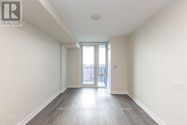 38 Monte Kwinter Court, Toronto (Clanton Park), Ontario  M3H 0E2 - Photo 4 - C13534620