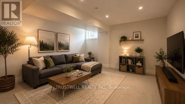 5b Mcgee Street, Toronto, Ontario  M4M 2L1 - Photo 14 - E13534588
