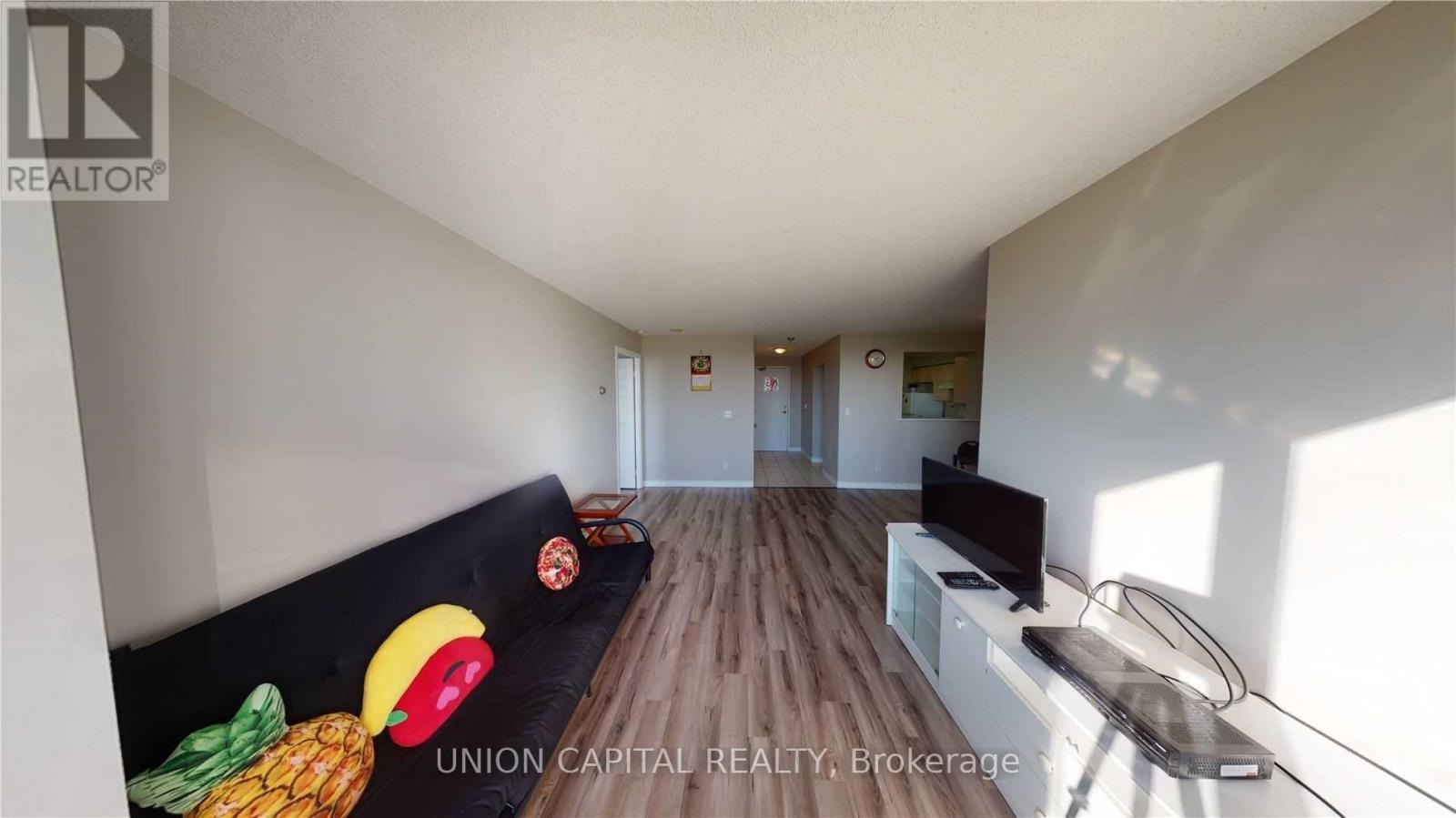 1906 - 5039 Finch Avenue E, Toronto, Ontario  M1S 5L6 - Photo 4 - E13534648