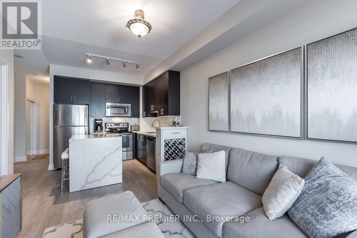 803 - 3600 Highway 7 Road, Vaughan, Ontario  L4L 0G7 - Photo 2 - N13534544