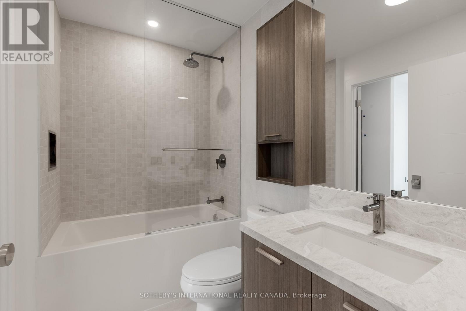 505 - 31 York Garden Way, Toronto, Ontario  M6A 2V1 - Photo 10 - W13534468