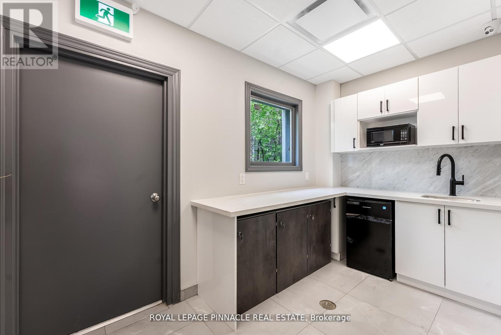 5 - 233 Speers Road, Oakville, Ontario  L6K 0J5 - Photo 21 - W13534526