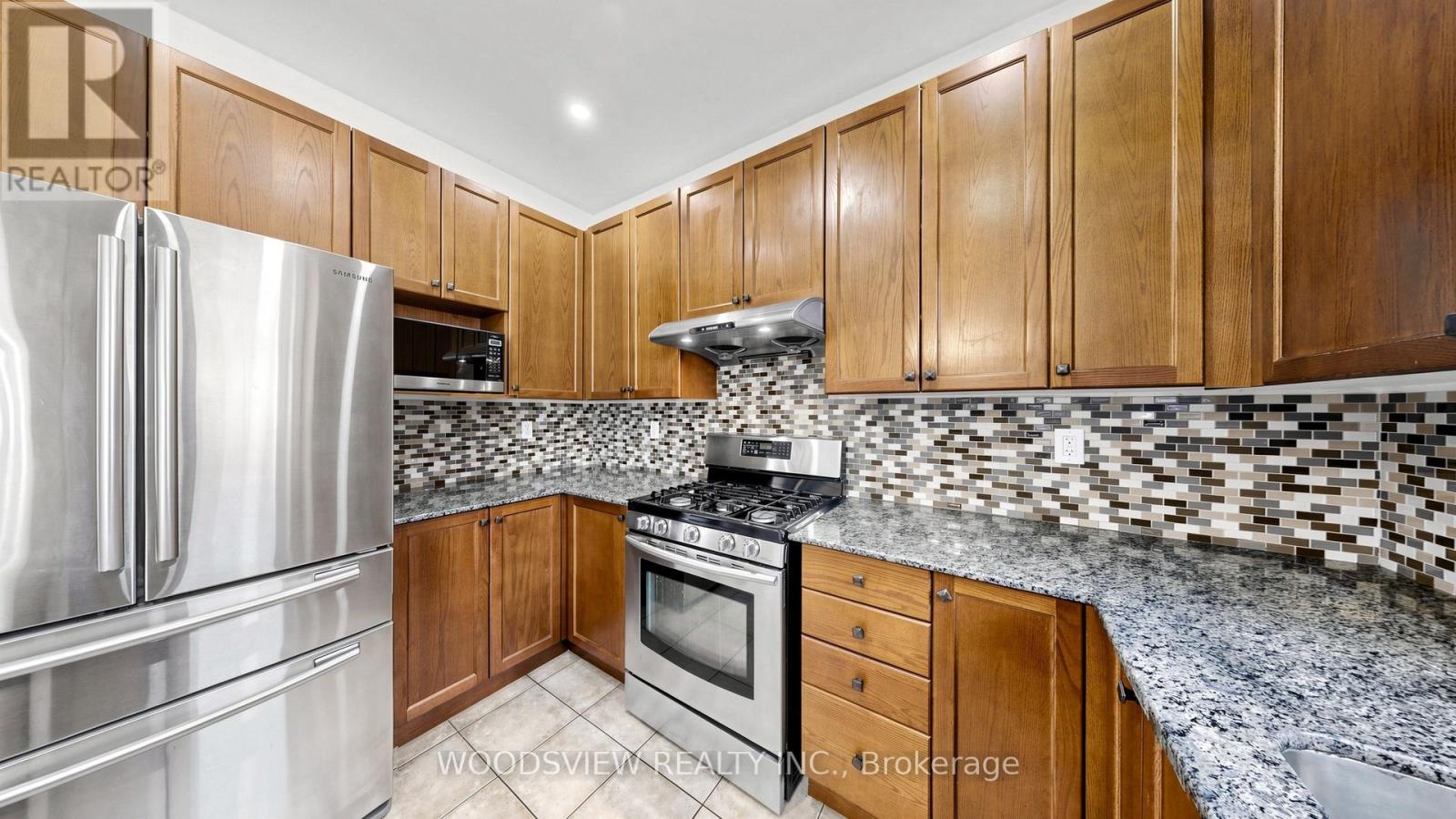 7 Deancrest Road, Brampton, Ontario  L7A 0W2 - Photo 11 - W13534566