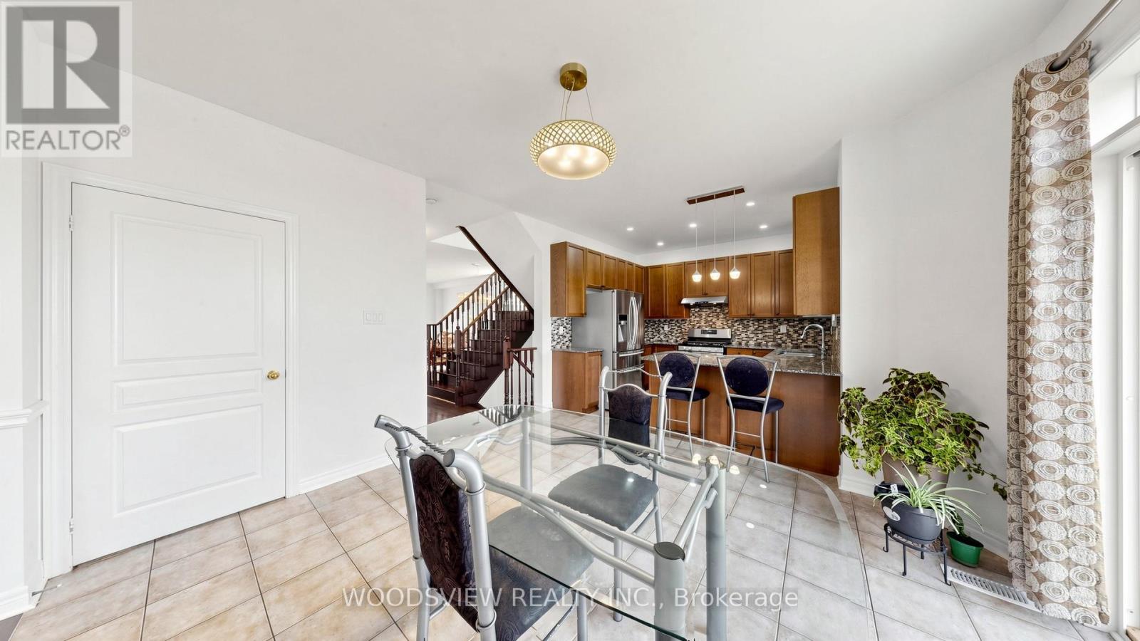 7 Deancrest Road, Brampton, Ontario  L7A 0W2 - Photo 18 - W13534566