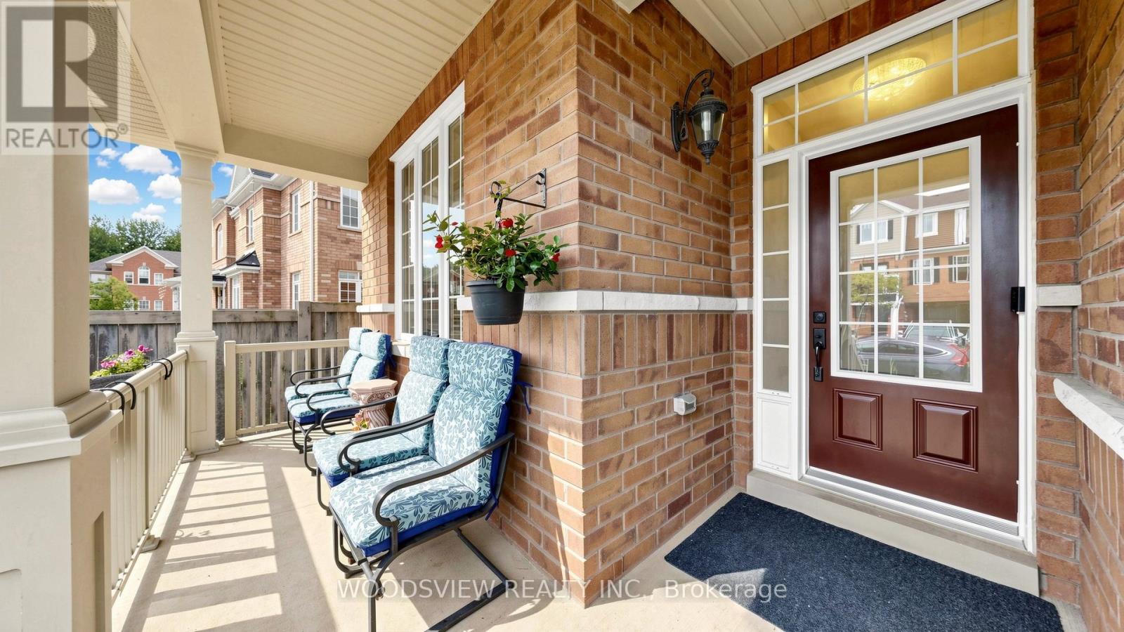 7 Deancrest Road, Brampton, Ontario  L7A 0W2 - Photo 2 - W13534566