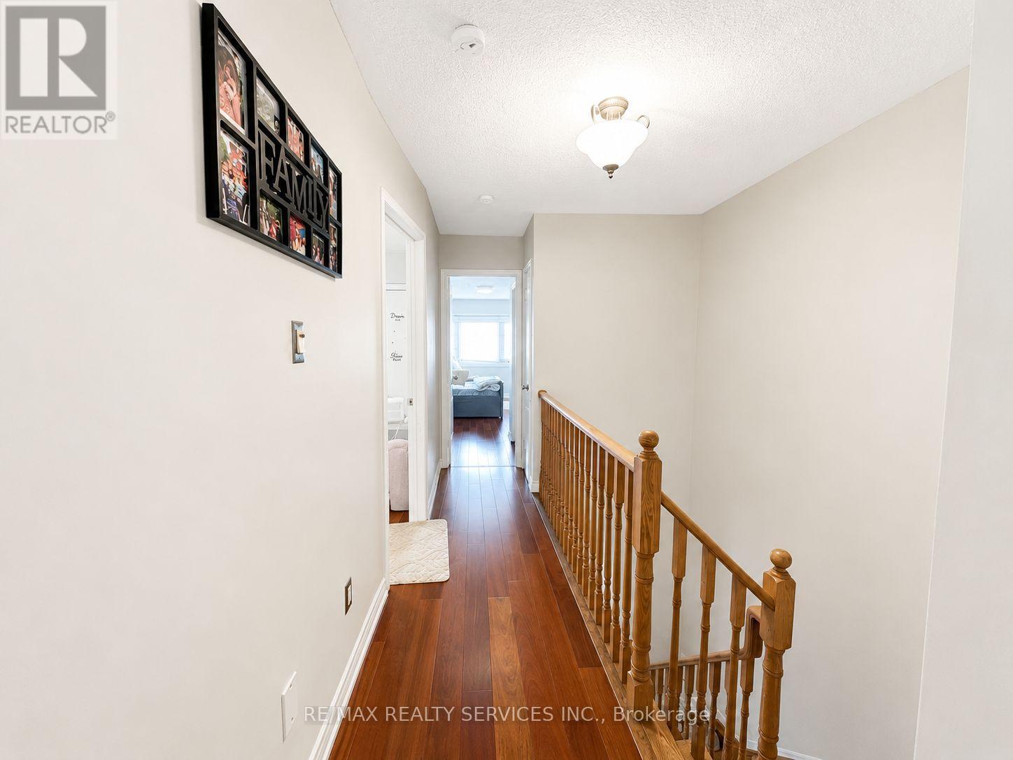 6897 Bansbridge Crescent, Mississauga, Ontario  L5N 6T1 - Photo 7 - W13534688
