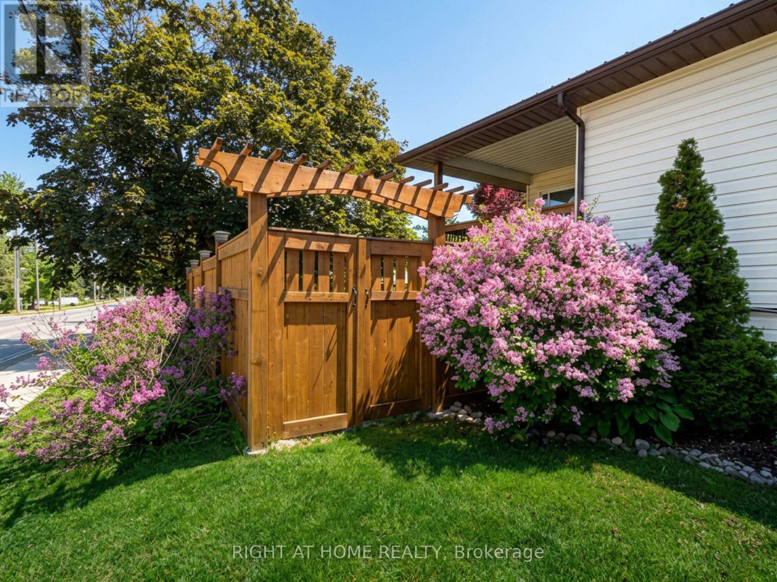20 Argyle Crescent, Prince Edward County, Ontario  K0K 2T0 - Photo 2 - X13534554