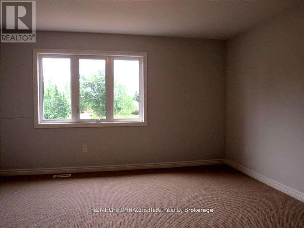 9585 Tallgrass Avenue, Niagara Falls, Ontario  L2G 0Y3 - Photo 8 - X13534626