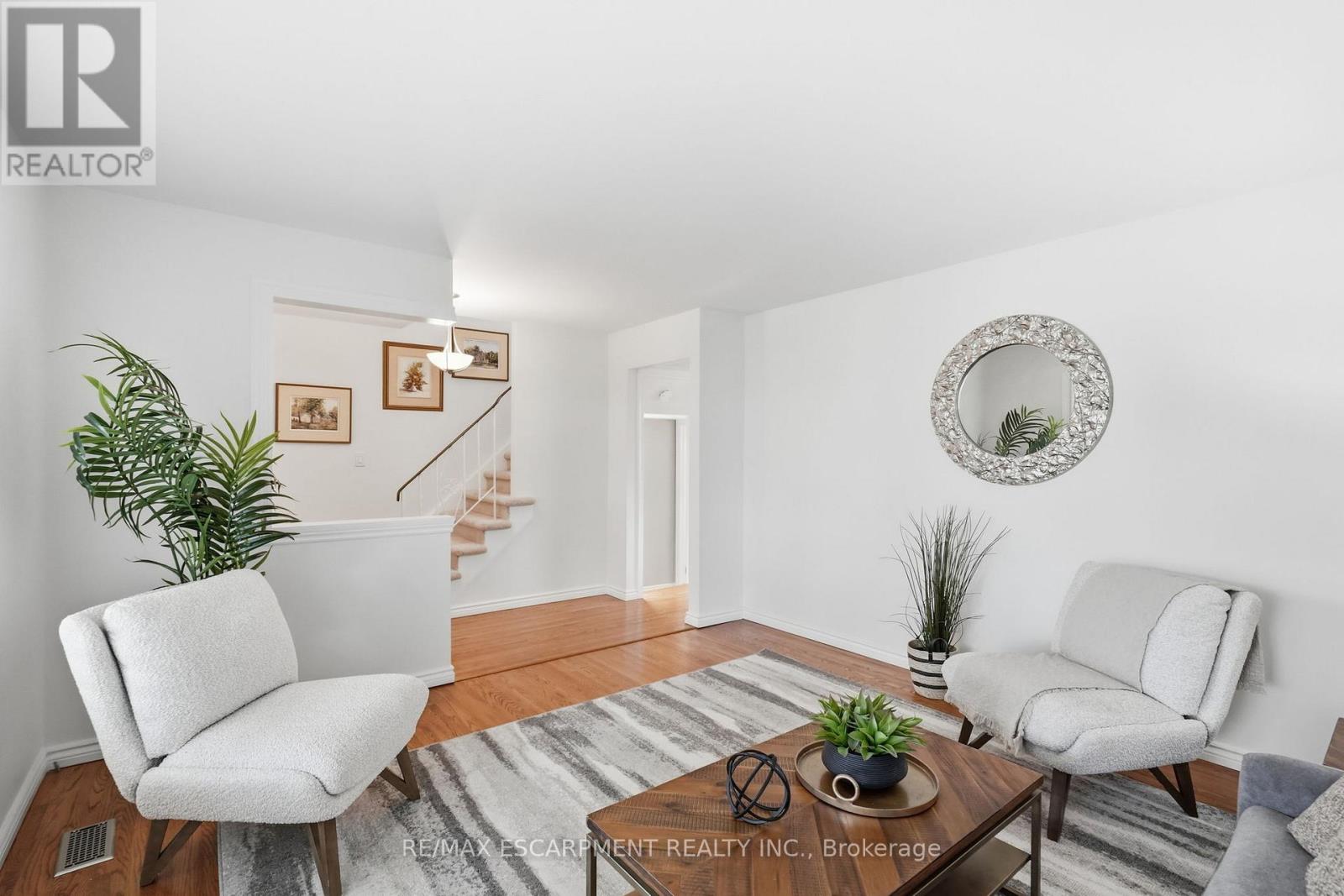 69 Fairway Drive, Hamilton, Ontario L8K 5L6 - Photo 8 - X13534638