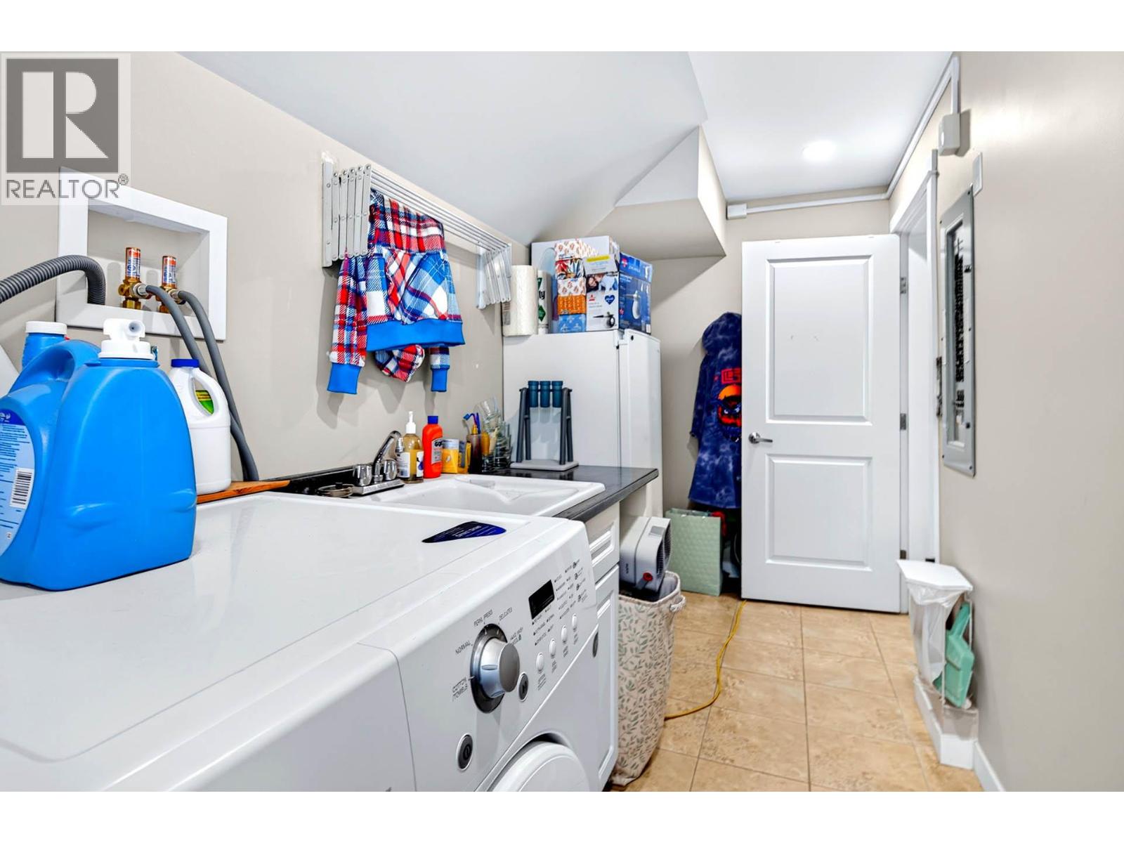 2639 Rosewood Avenue, Kamloops, British Columbia  V2C 0C4 - Photo 29 - 10393224