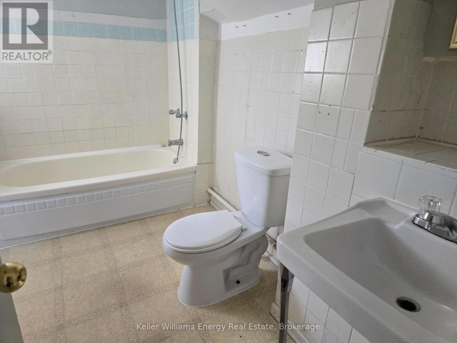 #3 - 86 Brock Street E, Oshawa, Ontario  L1G 1S1 - Photo 8 - E13534772