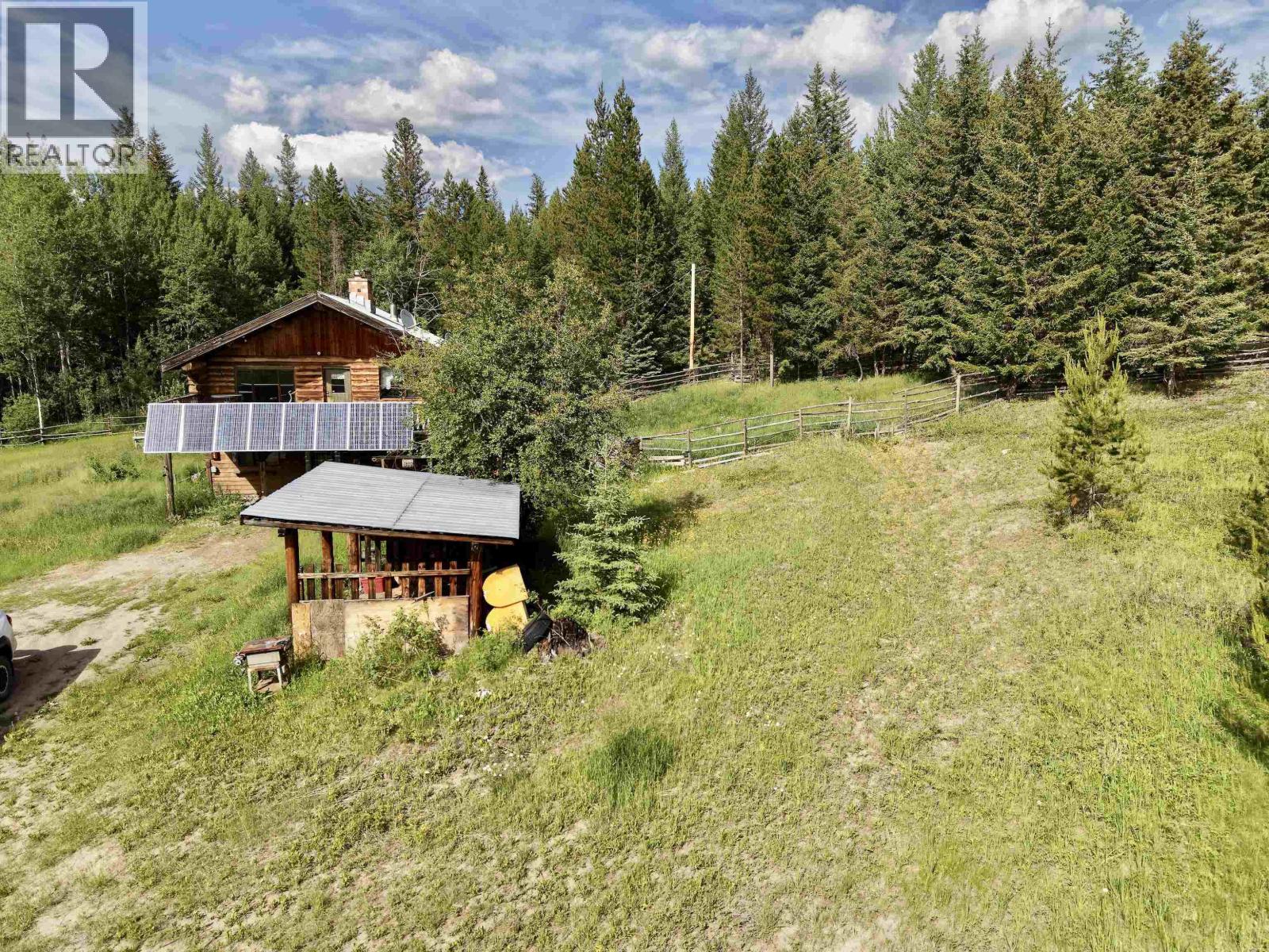 4120 Knife Creek Road, 150 Mile House, British Columbia  V0K 2G0 - Photo 13 - R3143616