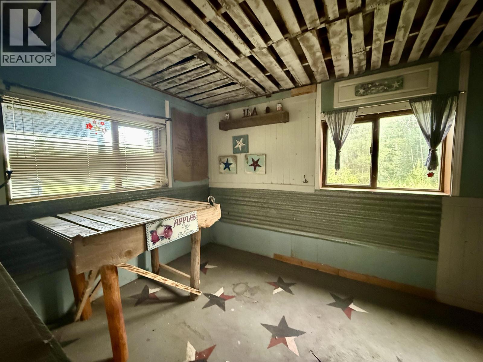 4120 Knife Creek Road, 150 Mile House, British Columbia  V0K 2G0 - Photo 35 - R3143616