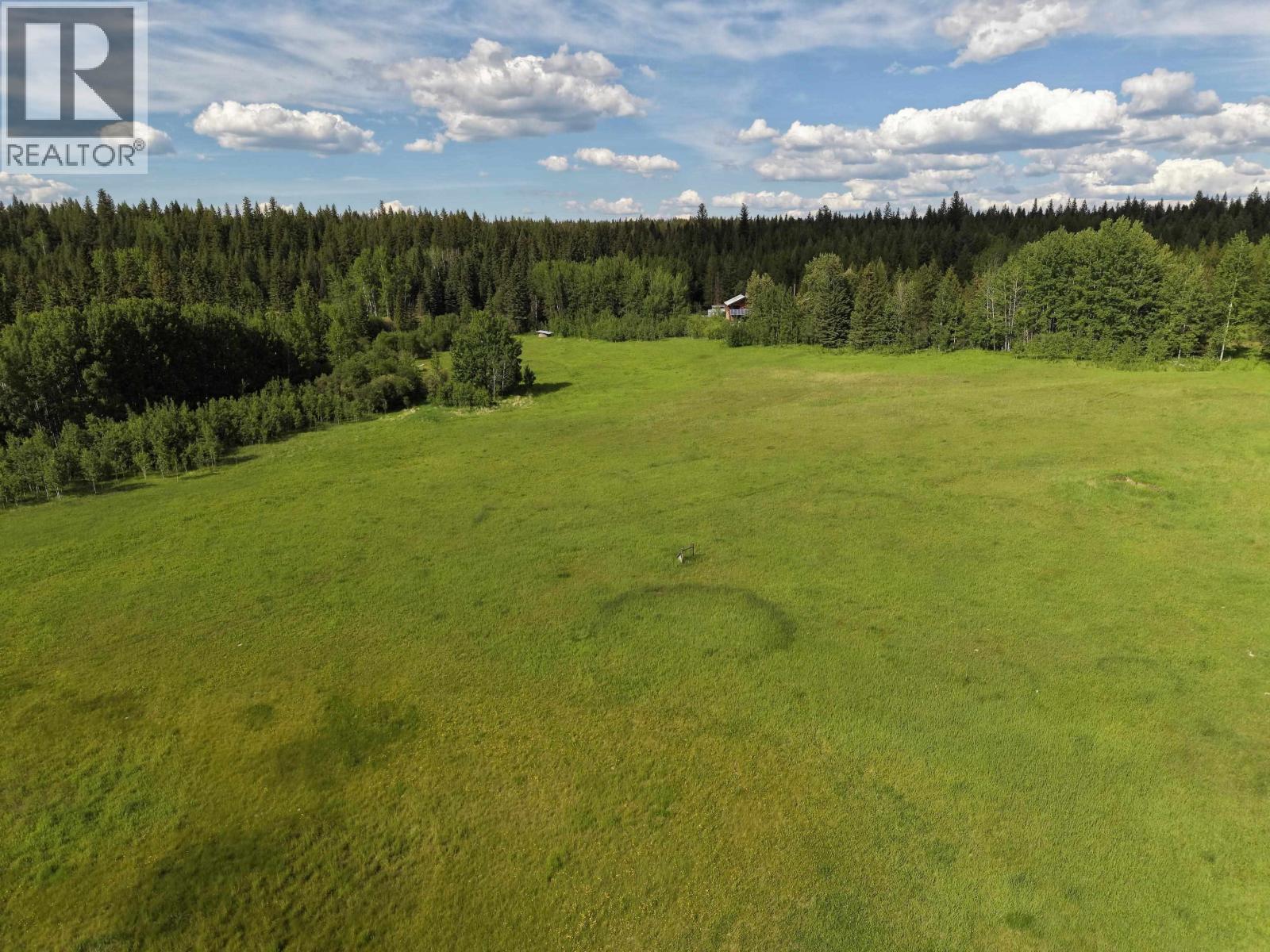 4120 Knife Creek Road, 150 Mile House, British Columbia  V0K 2G0 - Photo 3 - R3143616