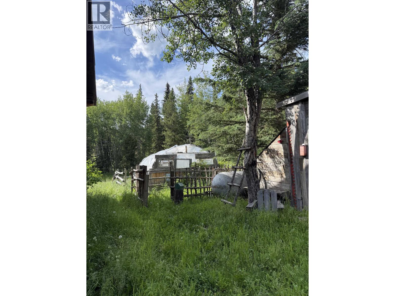4120 Knife Creek Road, 150 Mile House, British Columbia  V0K 2G0 - Photo 32 - R3143616