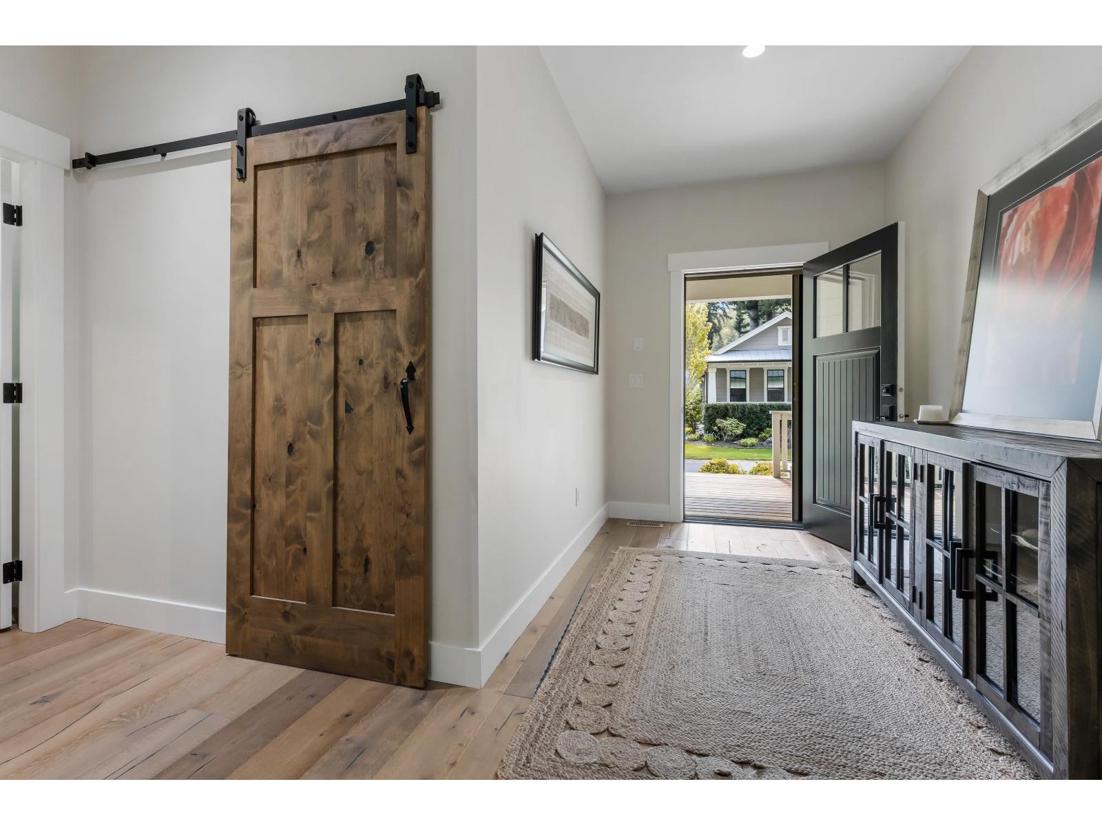 43306 Creekside Circle, Cultus Lake South, Lindell Beach, British Columbia  V2R 0Z4 - Photo 11 - R3114614