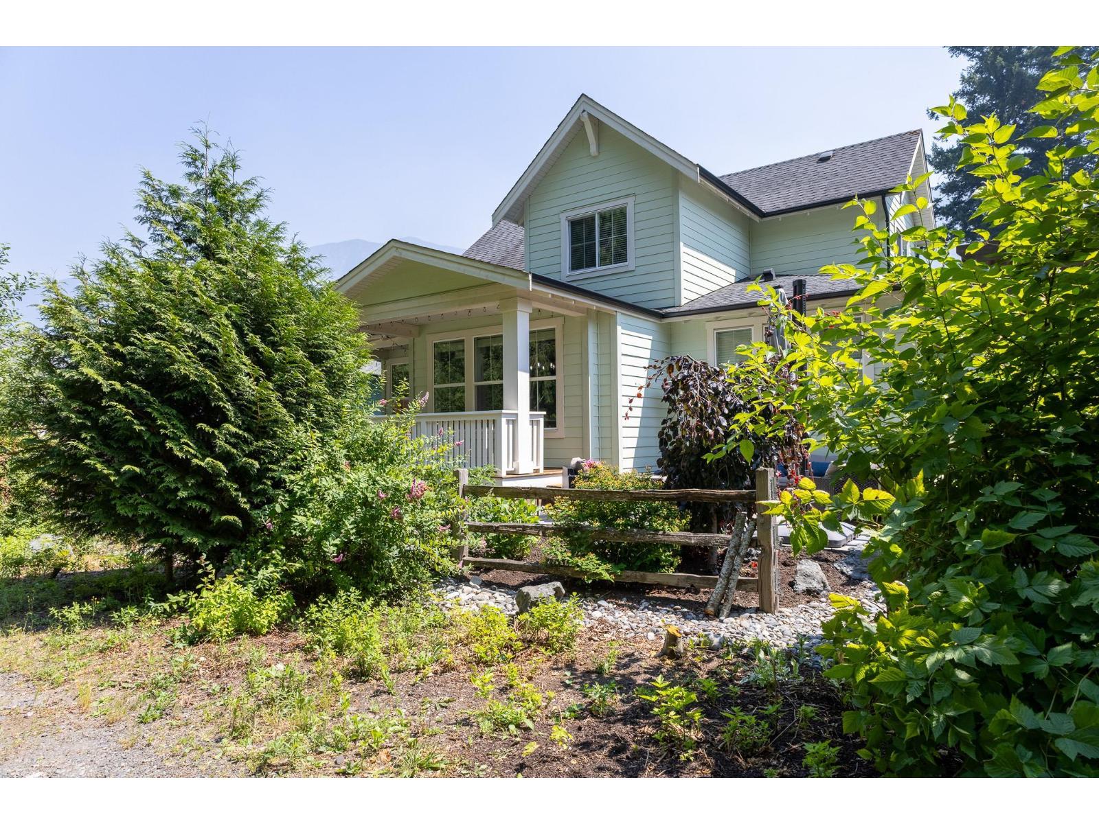 43306 Creekside Circle, Cultus Lake South, Lindell Beach, British Columbia  V2R 0Z4 - Photo 6 - R3114614
