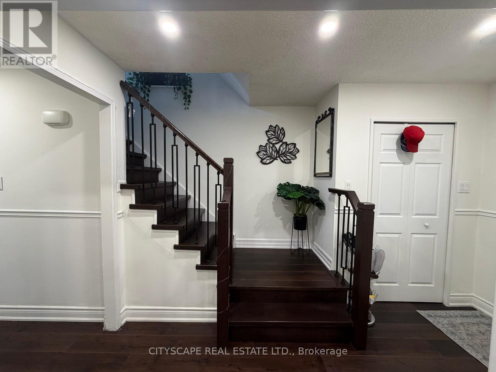 3346 Chokecherry Crescent, Mississauga, Ontario  L5L 1A9 - Photo 13 - W13498094