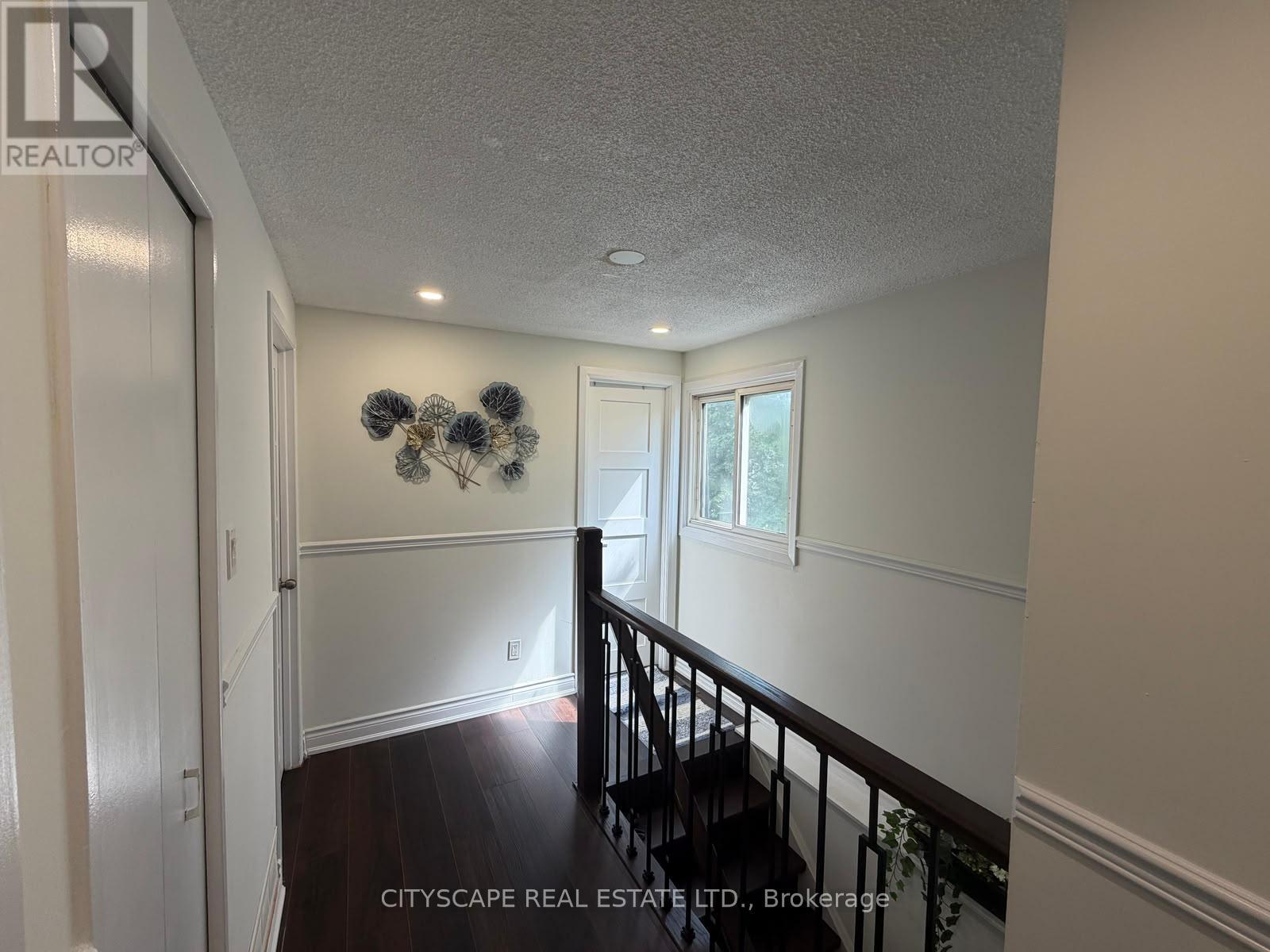 3346 Chokecherry Crescent, Mississauga, Ontario  L5L 1A9 - Photo 15 - W13498094