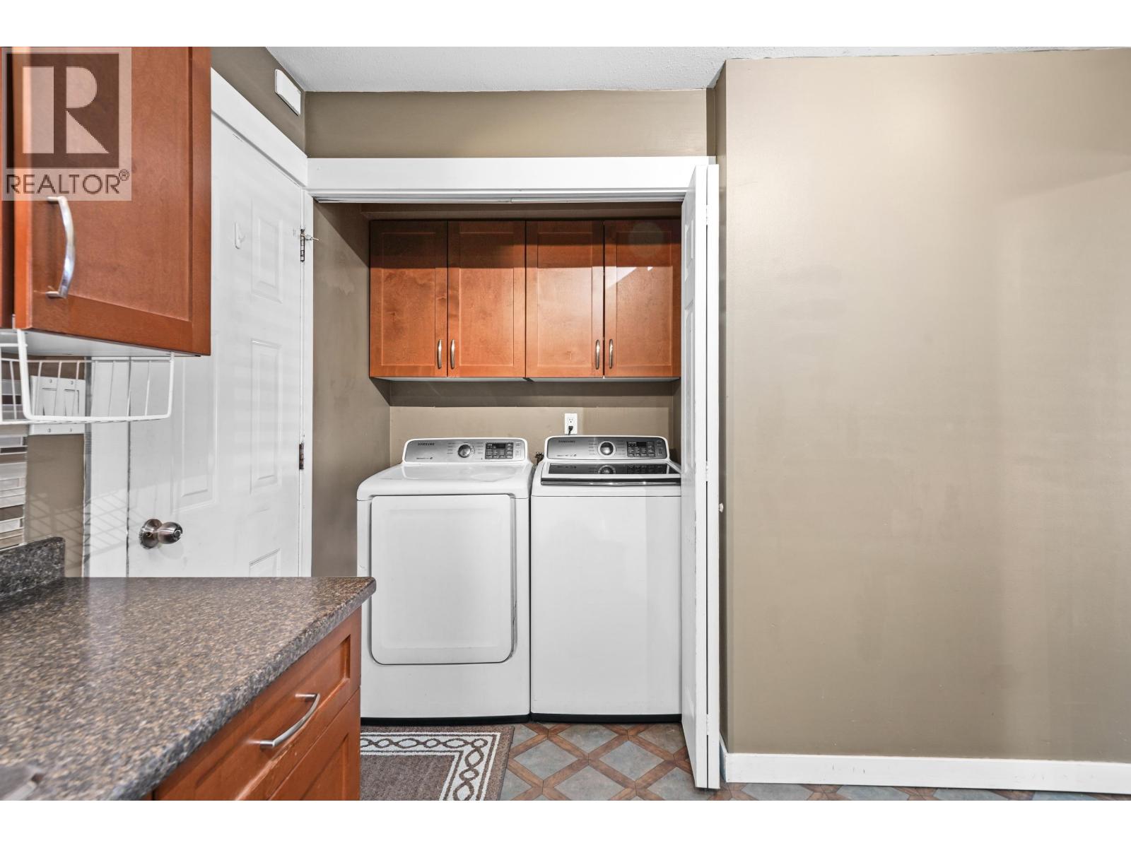 21532 Mayo Place, Maple Ridge, British Columbia  V2X 2K9 - Photo 11 - R3143677
