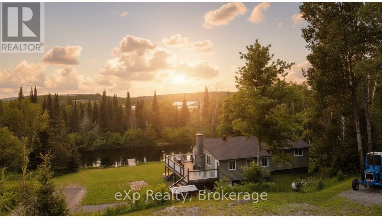 249 RIVER DRIVE, Burk's Falls, Ontario