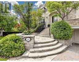 208 CARMICHAEL AVENUE, Toronto, Ontario