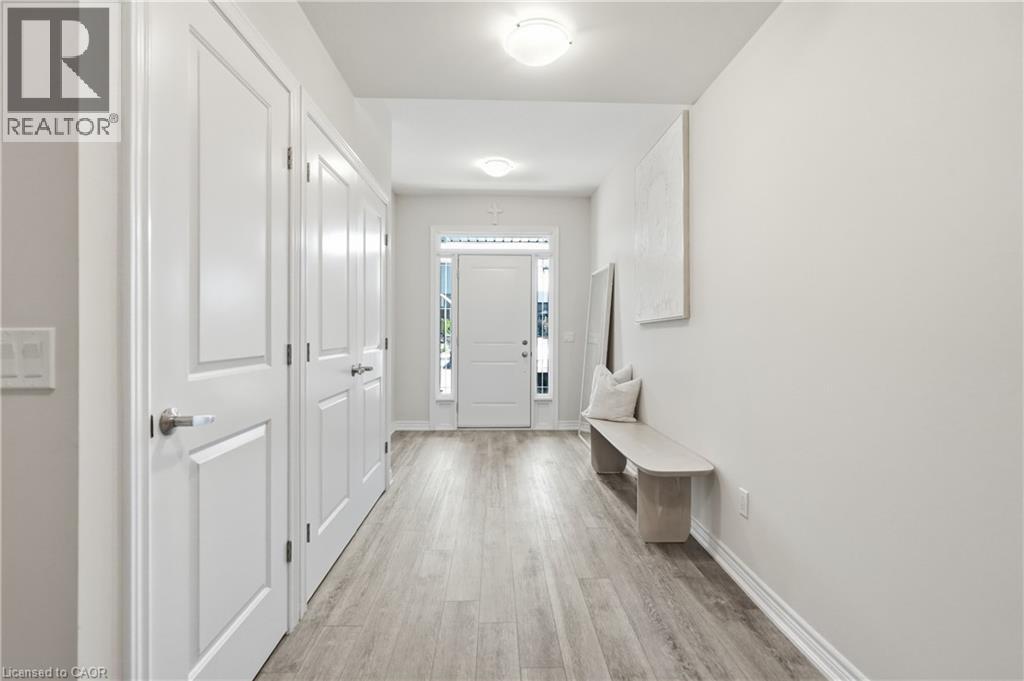 19 Picardy Drive Unit# 62, Stoney Creek, Ontario  L8J 0M7 - Photo 2 - 40845974