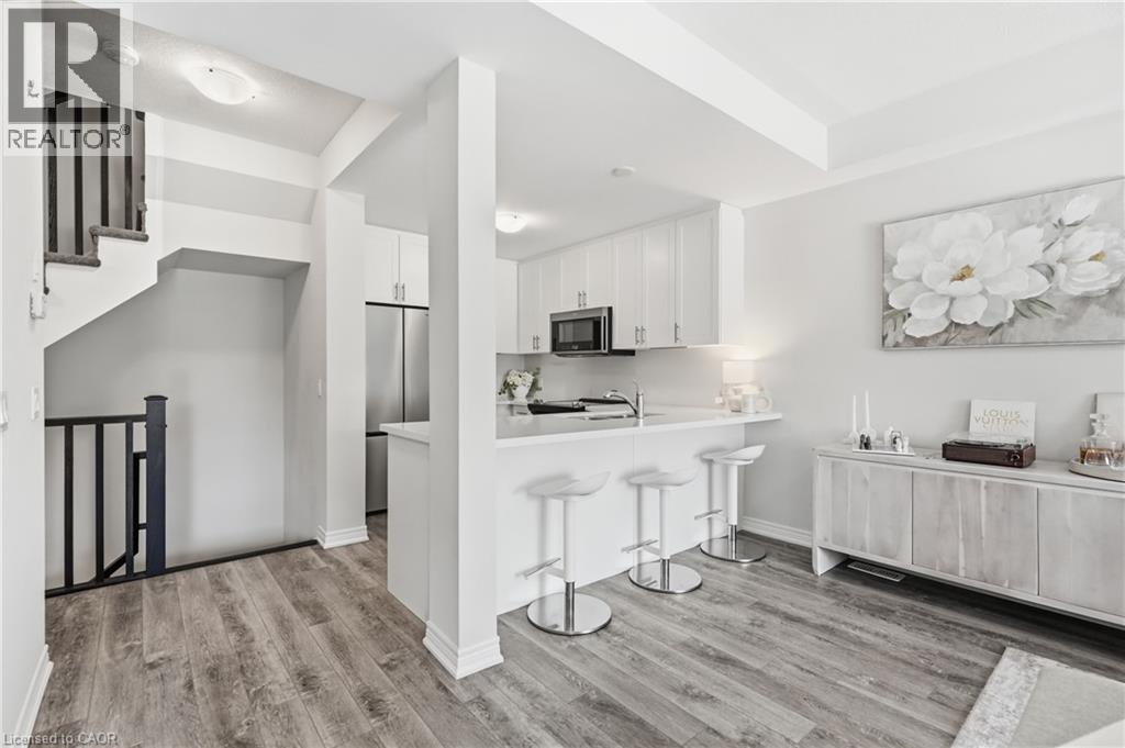 19 Picardy Drive Unit# 62, Stoney Creek, Ontario  L8J 0M7 - Photo 4 - 40845974