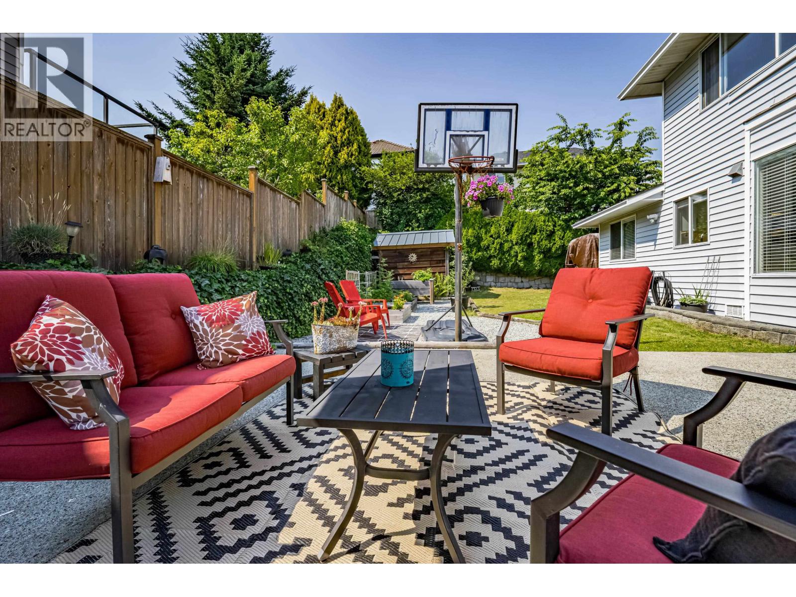 1328 Honeysuckle Lane, Coquitlam, British Columbia  V3E 2K2 - Photo 31 - R3143541