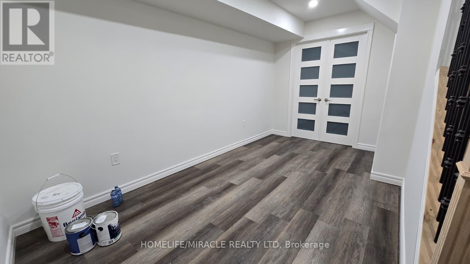 105 Stockell Crescent, Ajax, Ontario  L1T 0M4 - Photo 10 - E13534796