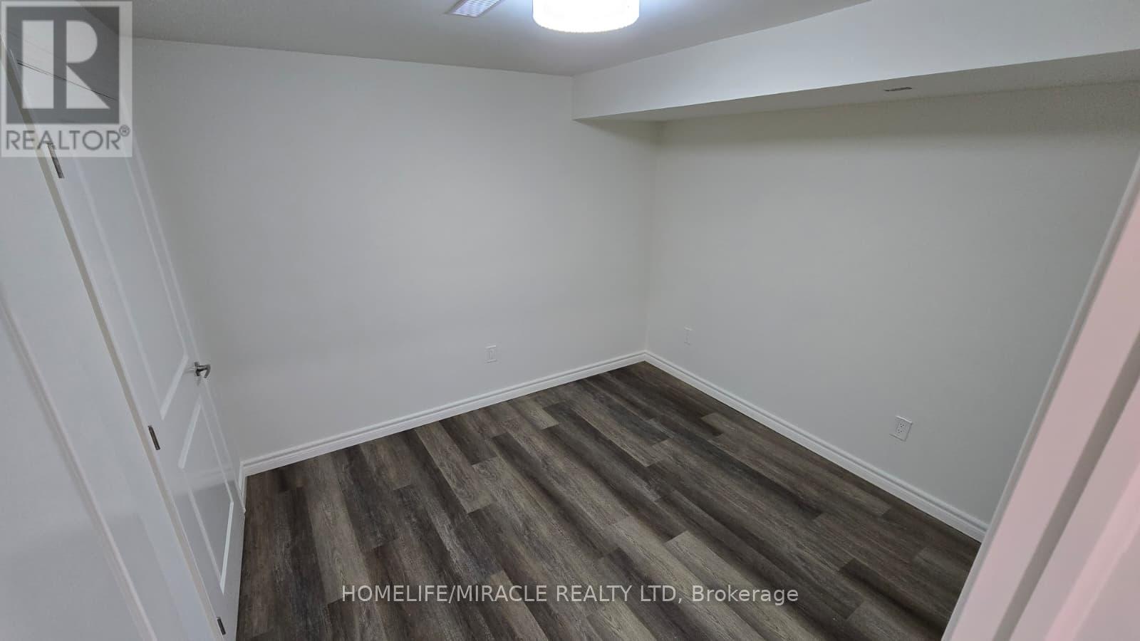 105 Stockell Crescent, Ajax, Ontario  L1T 0M4 - Photo 9 - E13534796