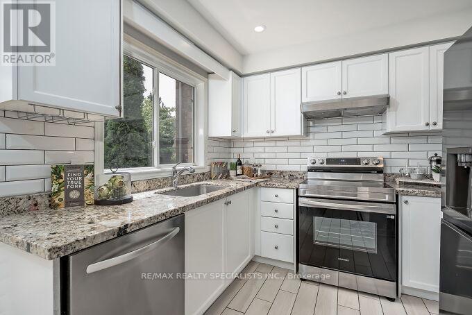 1493 Derby County Crescent, Oakville, Ontario L6M 4N9 - Photo 22 - W13534812