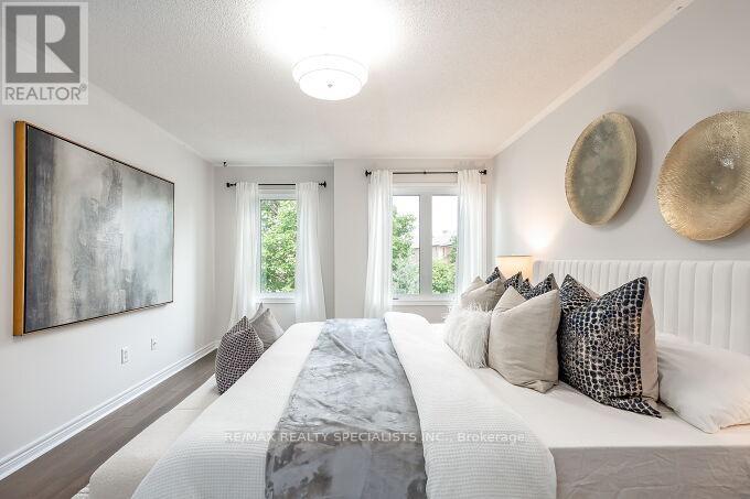 1493 Derby County Crescent, Oakville, Ontario L6M 4N9 - Photo 29 - W13534812